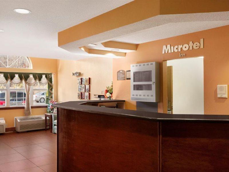 Microtel Inn By Wyndham - Albany Airport Latham Dış mekan fotoğraf