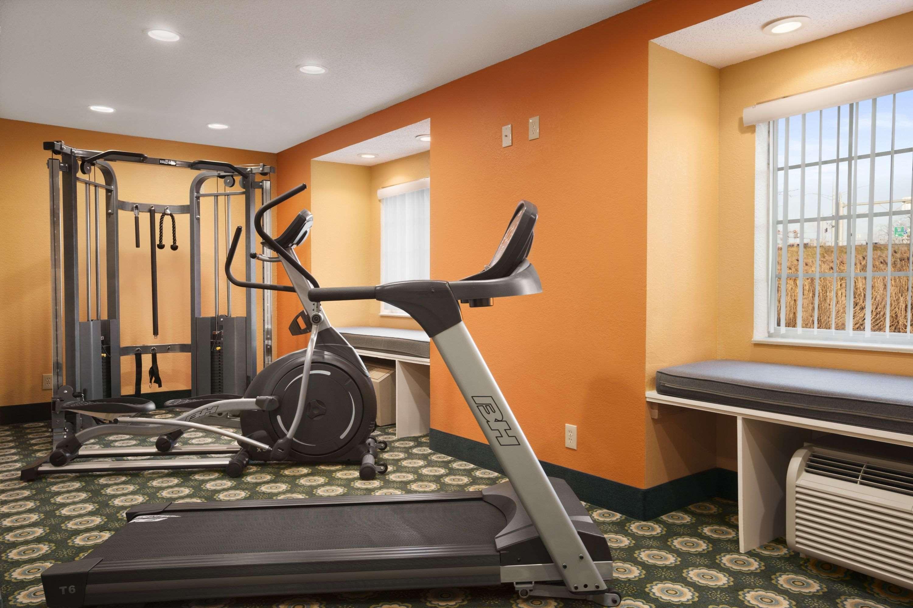 Microtel Inn By Wyndham - Albany Airport Latham Dış mekan fotoğraf