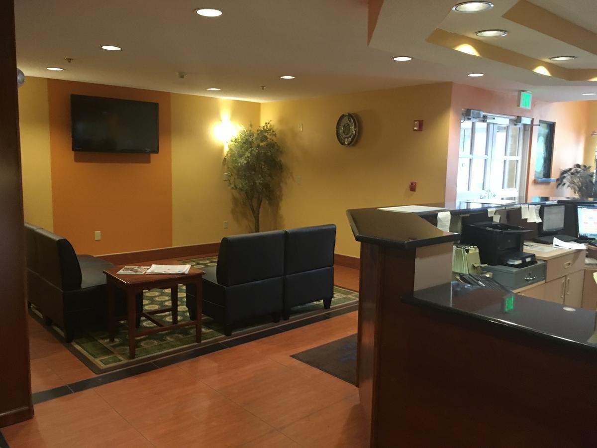 Microtel Inn By Wyndham - Albany Airport Latham Dış mekan fotoğraf