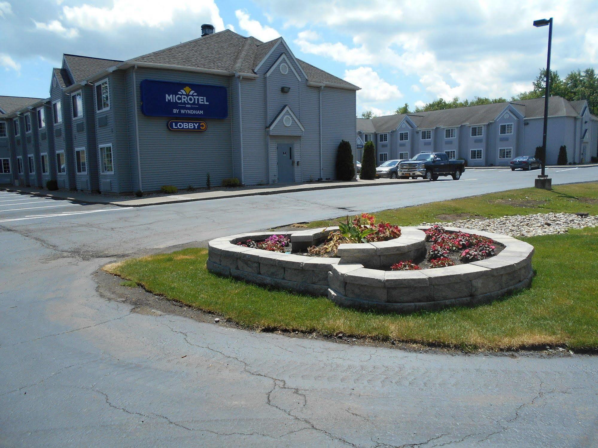 Microtel Inn By Wyndham - Albany Airport Latham Dış mekan fotoğraf
