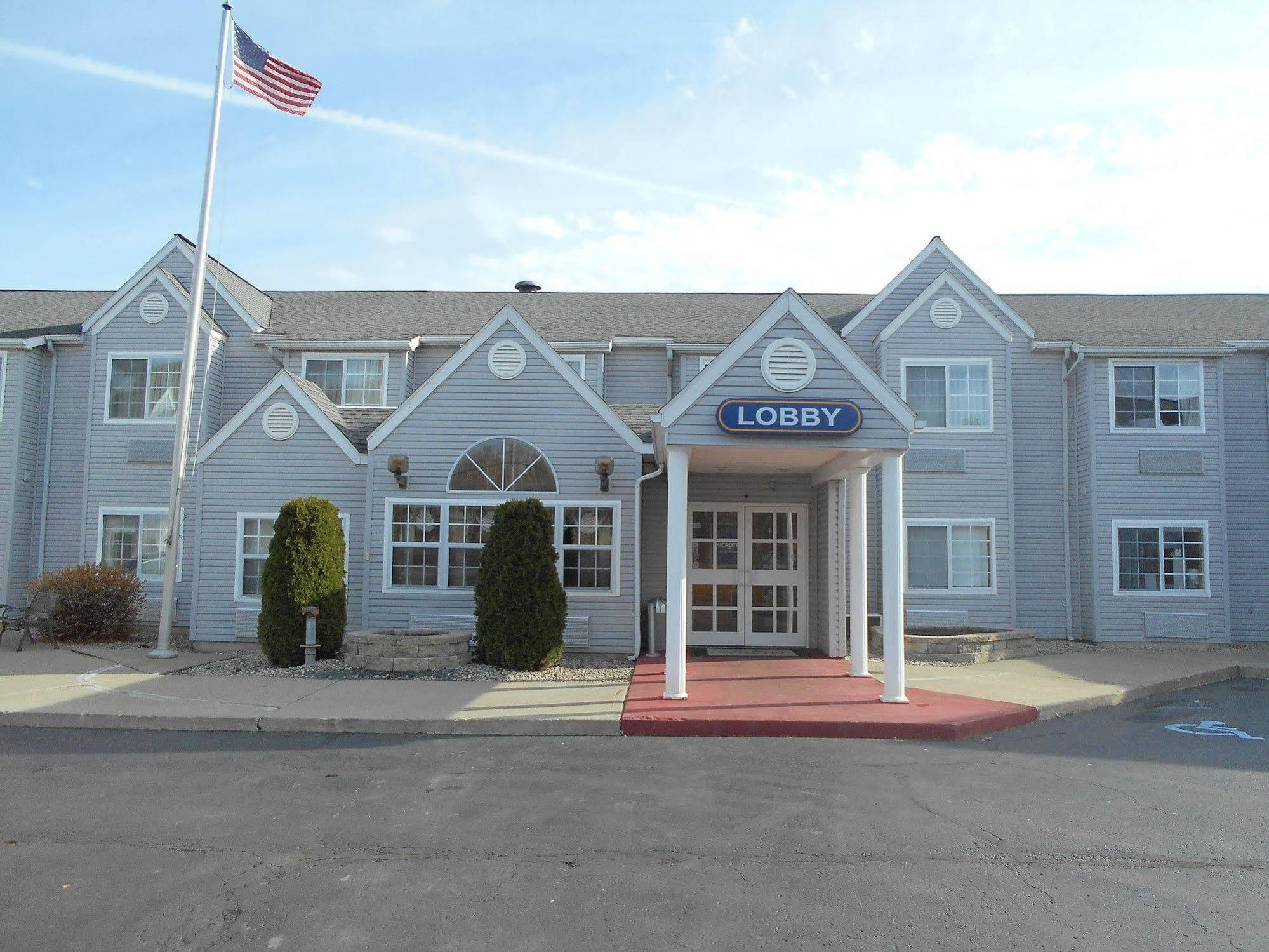 Microtel Inn By Wyndham - Albany Airport Latham Dış mekan fotoğraf